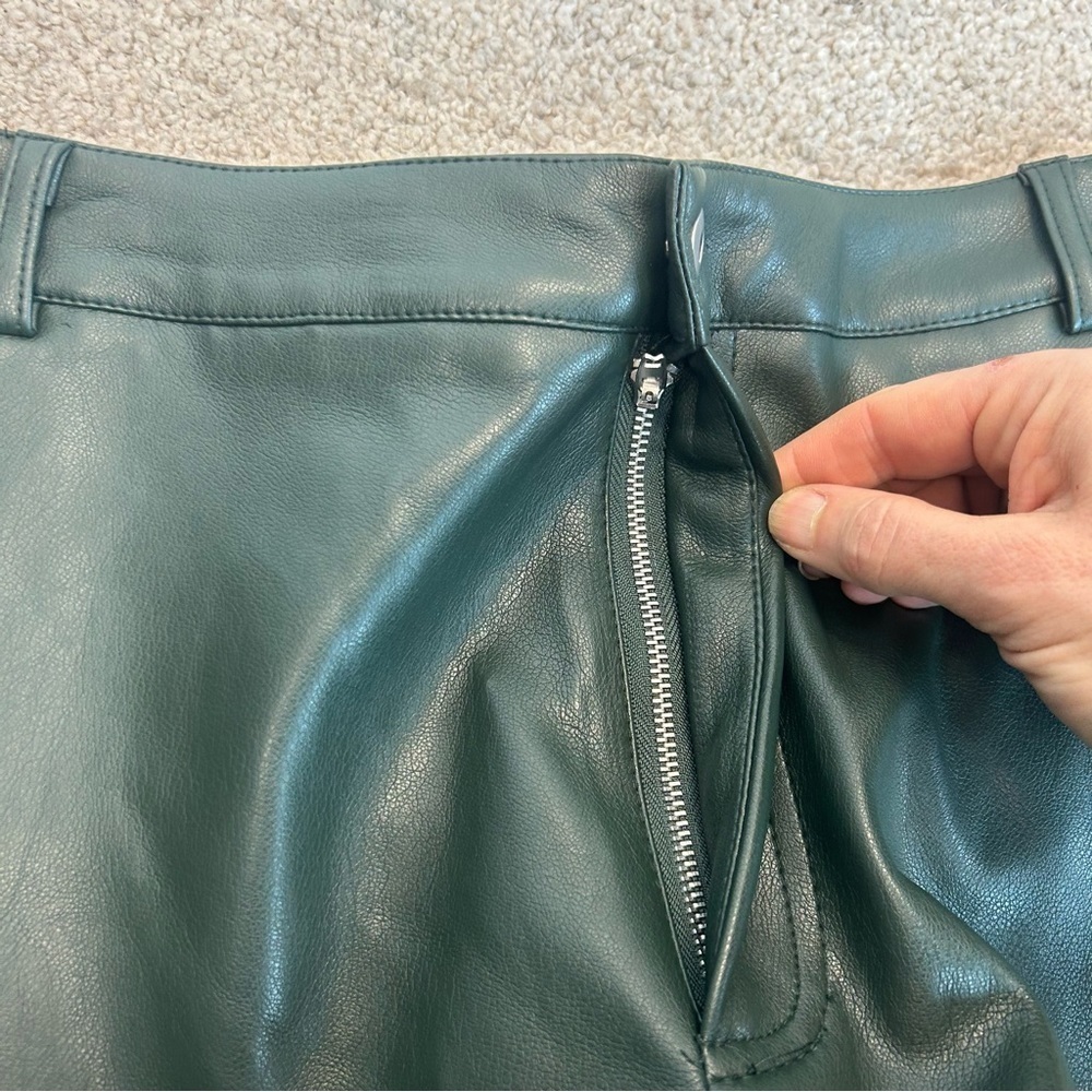 7 for all mankind dark green faux leather cargo pants drawstring ankle NWT - Picture 5 of 14